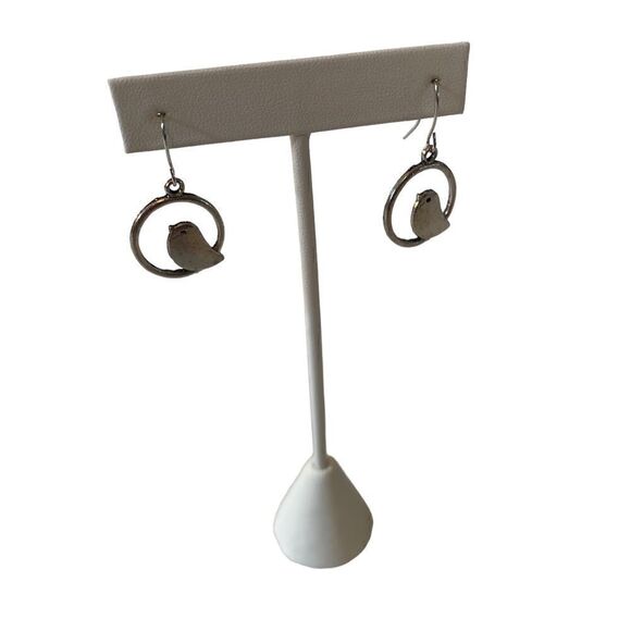 Sweet Looking Lightweight Brushed Silver Toned Bird Inside a Circle Earrings. - Picture 2 of 5